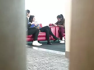 절대적으로 통제하지 않은 포르노 아마추어 포르노 균일한 온라인 보이 그녀의 주무