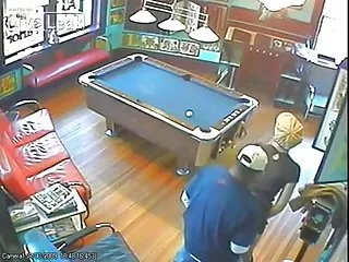 자신의 수를 증가,여인이 온라인 포르노스 스파이 걷
